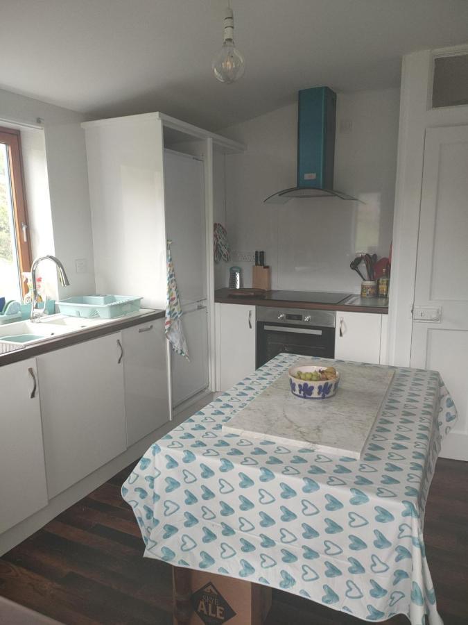 The Old Crofthouse, Kingsburgh Villa Luaran gambar